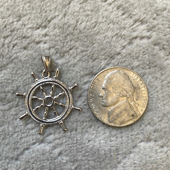 925 Sterling Silver Nautical Themed 3-D Ships Wheel Necklace Charm Pendant - Picture 8 of 11